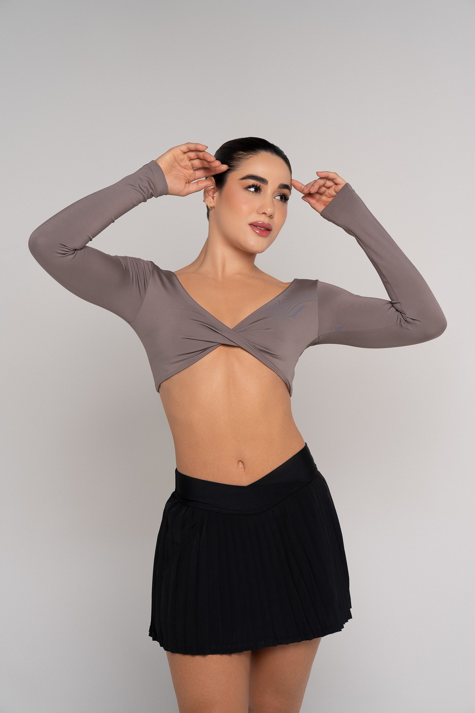 Color: TAUPE